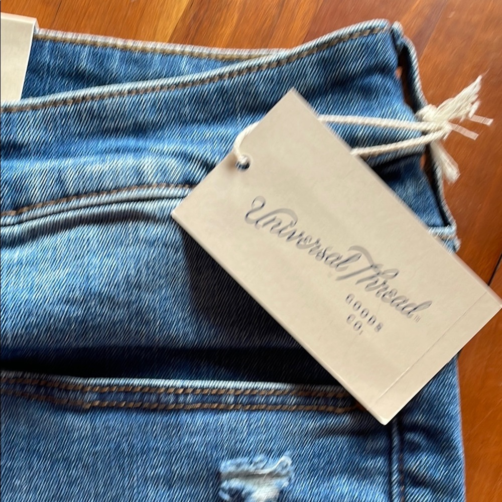 Universal Threads Distressed High Rise Skinny Jeans Plus Size 18 New with Tags - Picture 10 of 11